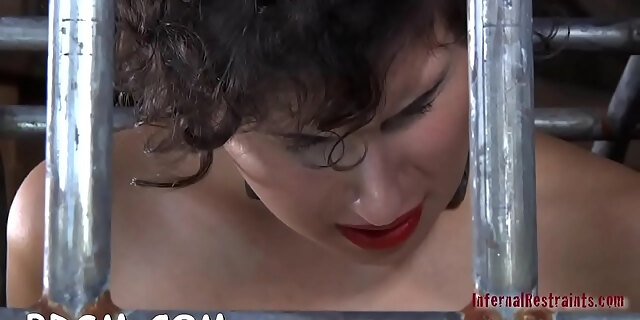 babes,bdsm,blowjob,brunette,fetish,hardcore,masturbation,slave,toys,wild